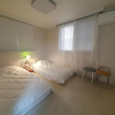 New Open Sale Haebangchon Stay Itaewon Myeongdong Hongdae Insadong Gyeongbokgung Palace